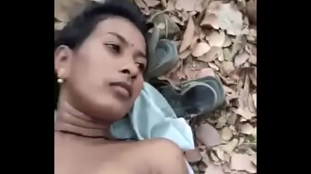 Indian sexy girl outdoor xxx sex for money